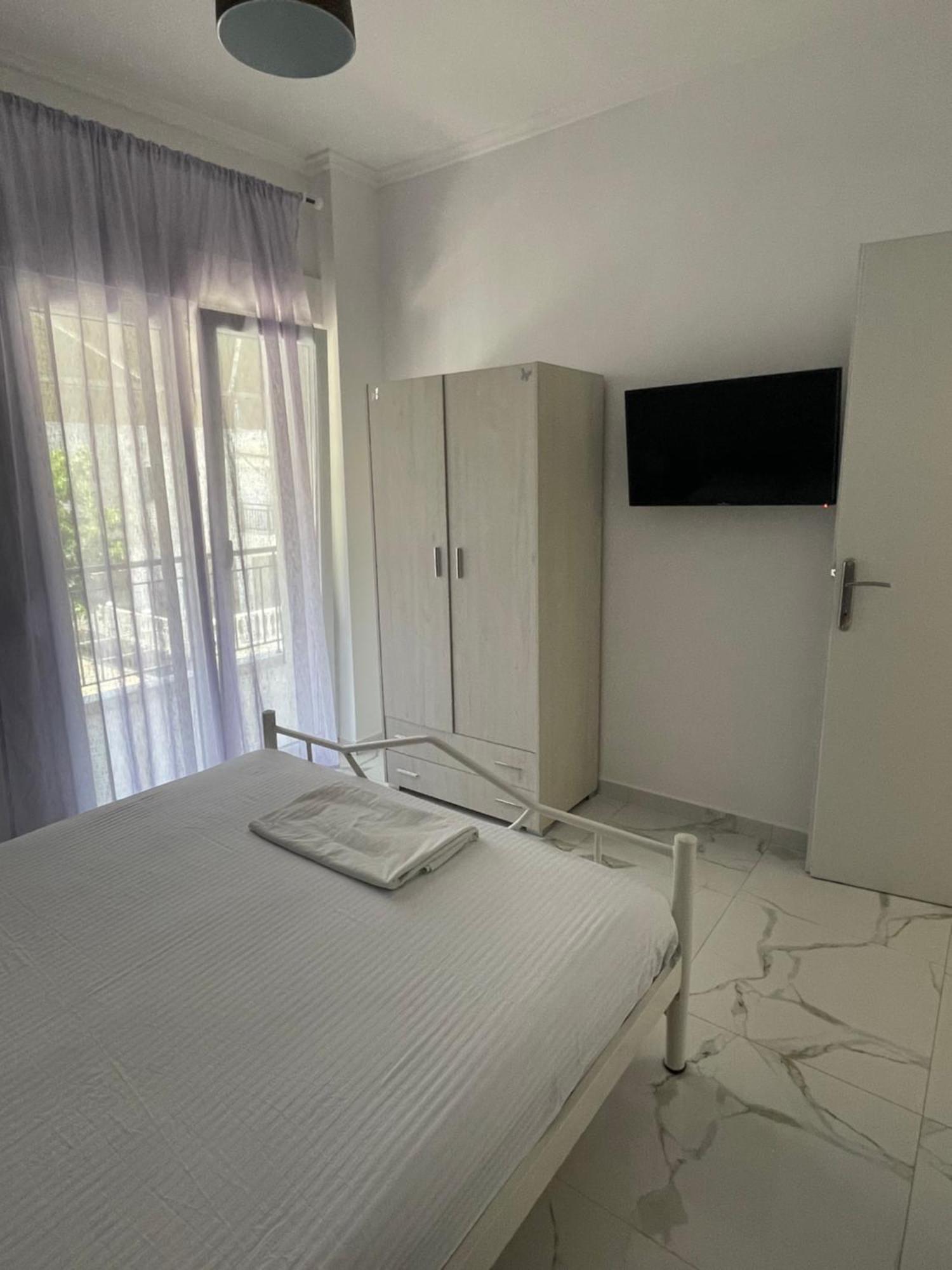 Antonis Apartment Paralia Dionysiou Quarto foto